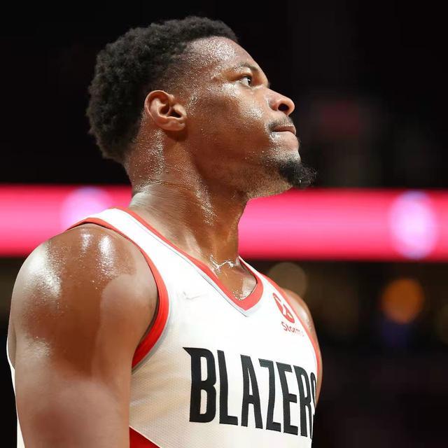 波特兰开拓者训练开放日，赛前止住颓势引欢呼，意甲在即，纪律约束更严格