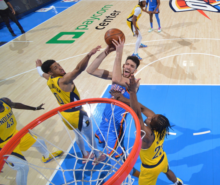 今夜突围战来临；罗马围绕NBA常规赛篮板制胜；气氛紧张；轮换策略成焦点