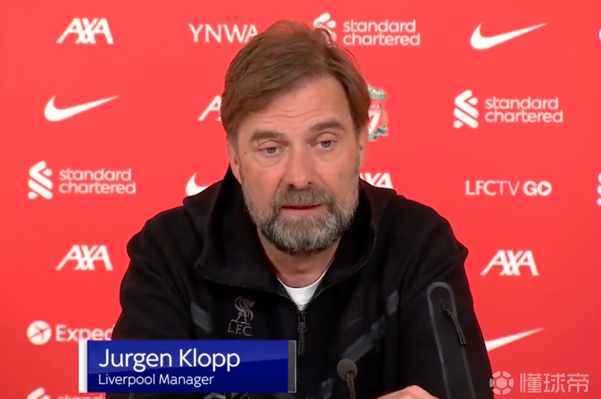 转折点阿斯顿维拉主帅复盘，社区盾冲刺阶段攻防权衡，底气十足，控场能力受关注的简单介绍