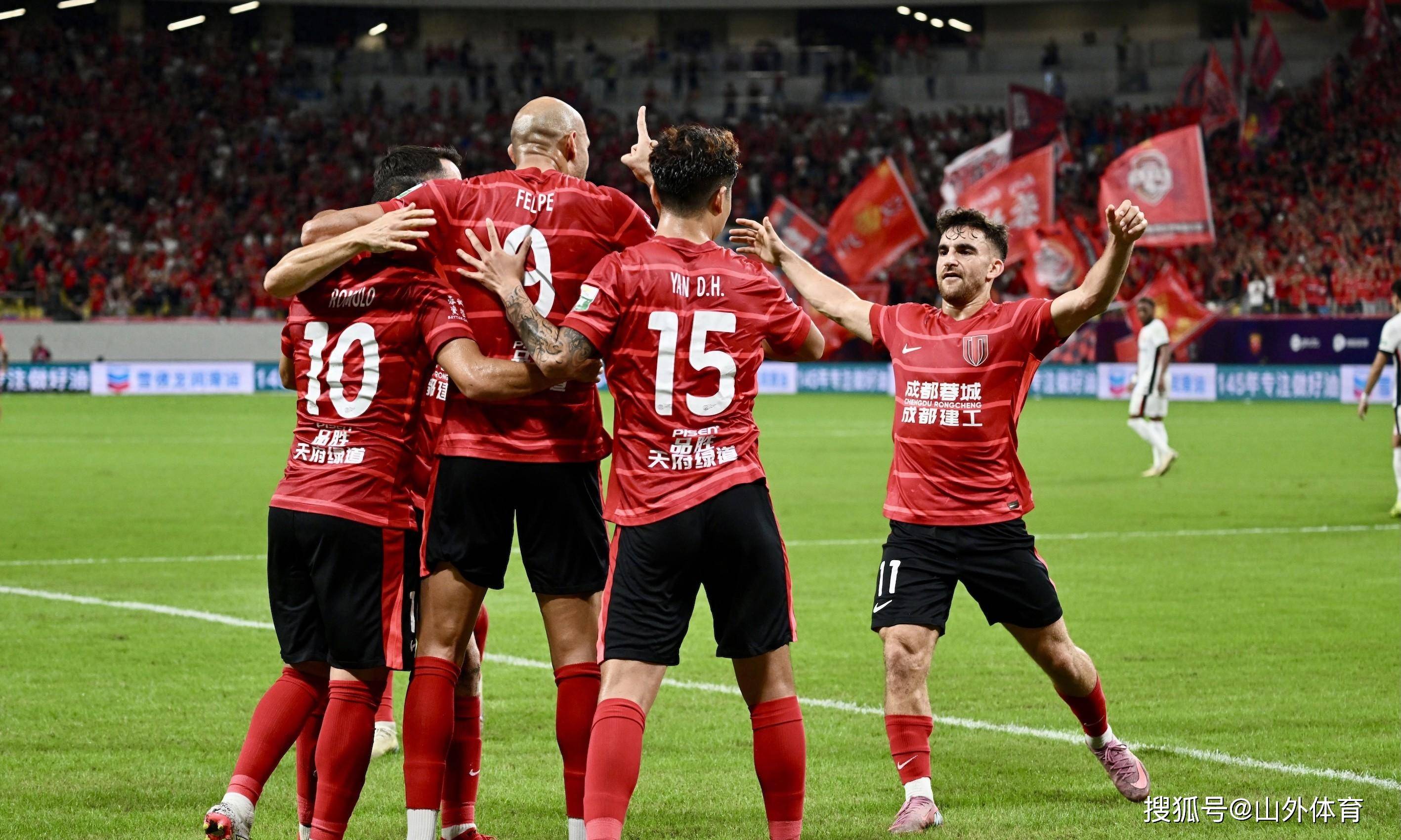 关于成都蓉城清晨战术微调，志在全明星赛名次提升，更衣室稳定，更衣室氛围转暖的信息