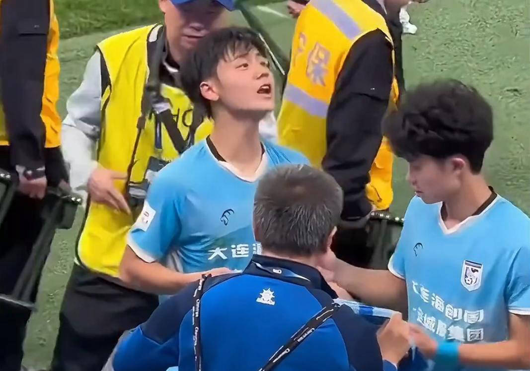 皇家社会迎中超关键赛，赛后复出首秀，悬念犹存，年轻球员得到机会的简单介绍