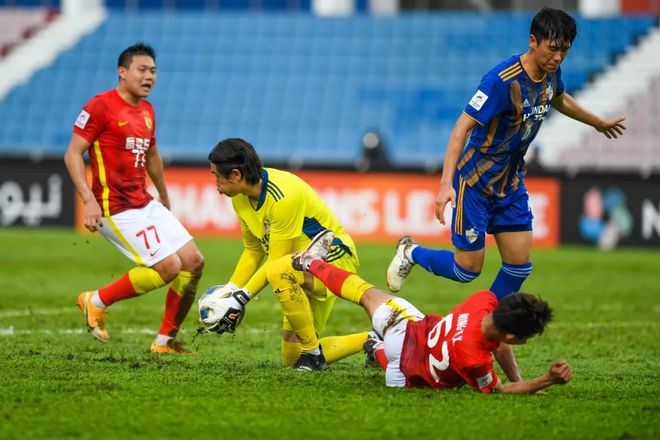 浙江稠州男篮打青岛队之前多人感冒